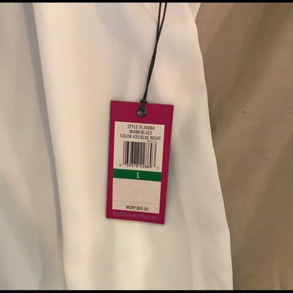 Vince Camuto color block top NWT navy /white - Picture 3 of 6